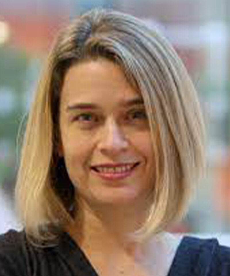 Sandra Moog