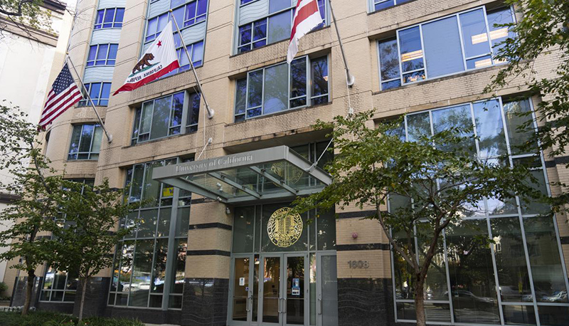 The front of the UC Washington Center building (UCDC) in Washington, D.C.