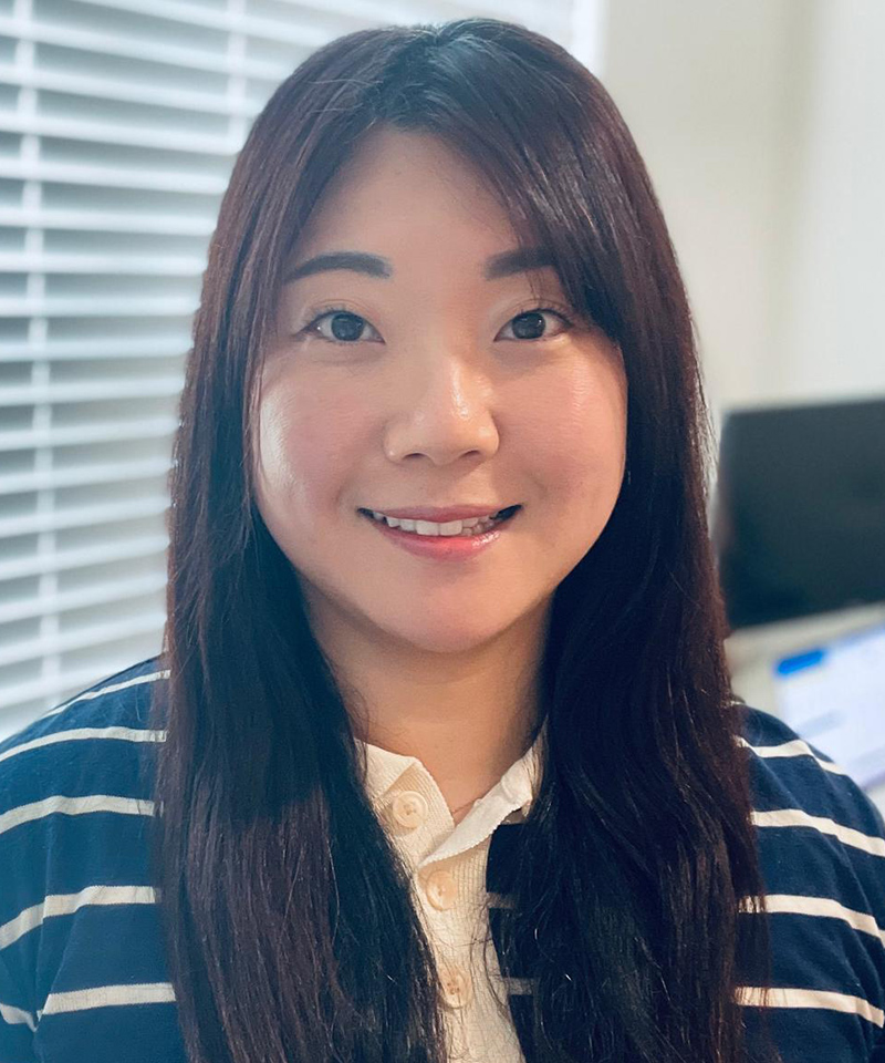 Eunji Emily Kim headshot photo