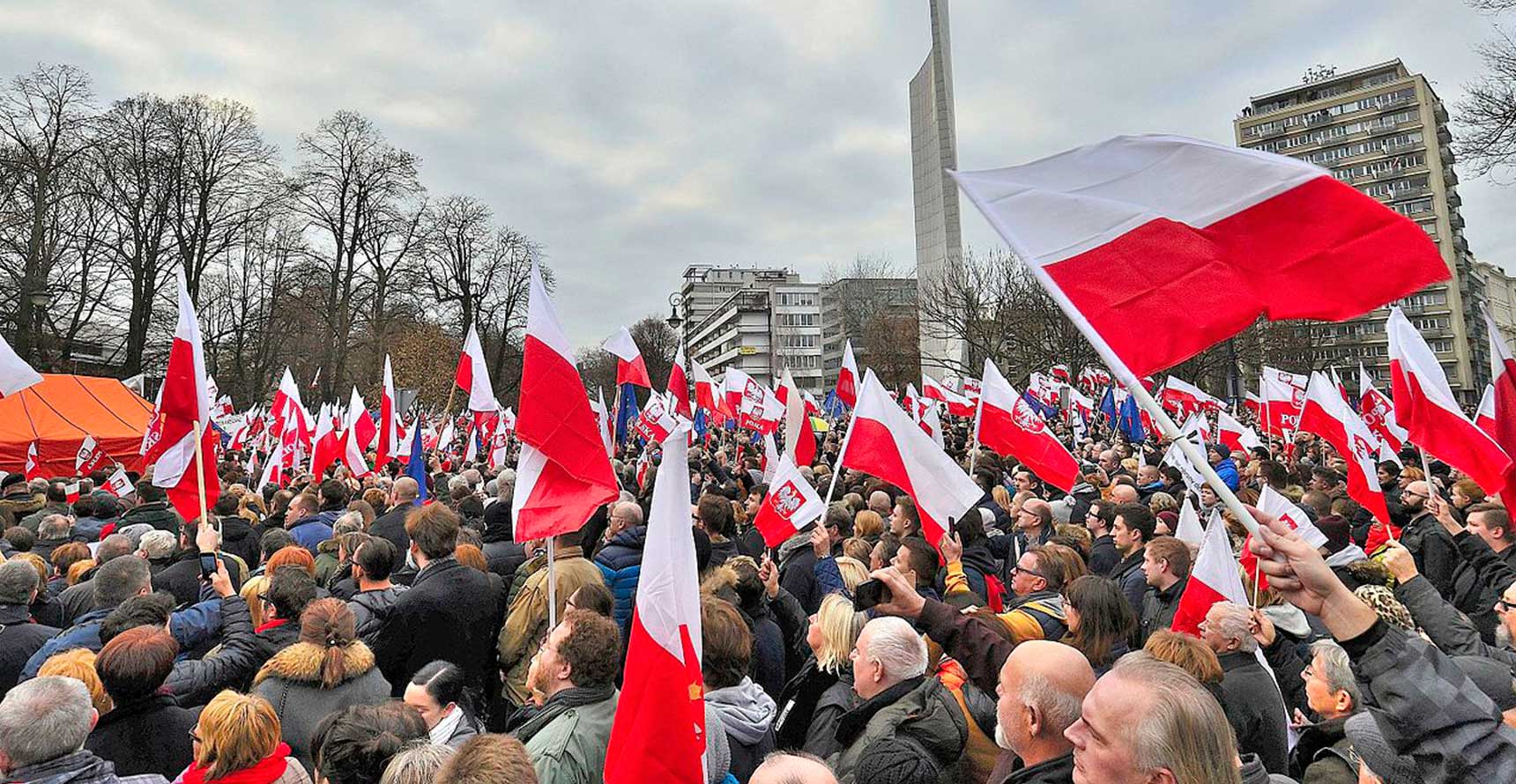demonstration organised by the Committee for the Defence of Democracy (KOD) in front of the Sejm in Warsaw
